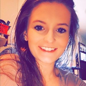 Meet your Posher, Anne